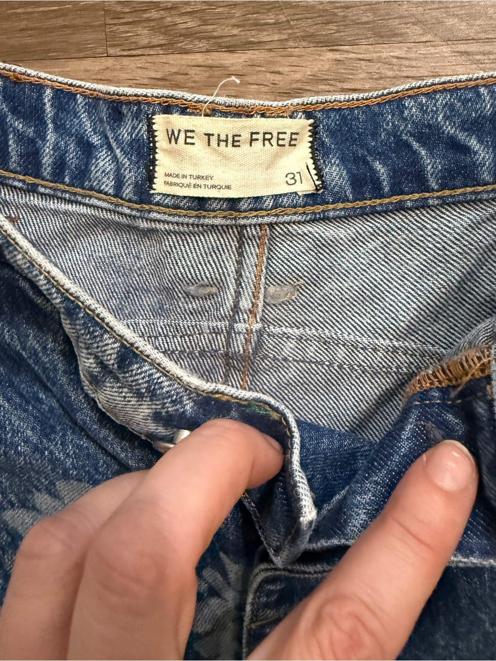 Free People We The Free Flower Good Luck Mid Rise Barrel Jeans - Picture 4 of 4